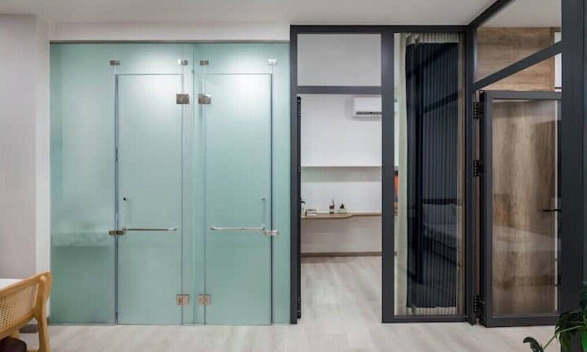 Tan Binh Apartment | Chic & Cozy 2BR Near Airport