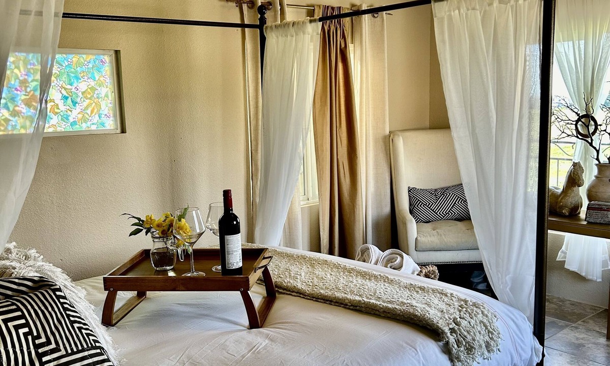Ampliacion Mazatlan Villa | Christys Villa #1 "Quiet, Secure ,One bedroom Villa with Ocean View!!