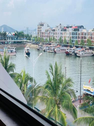 Ha Long Apartment | Chuỗi Căn hộ 6 ngủ view sát biển Tuần Châu- Hạ Long