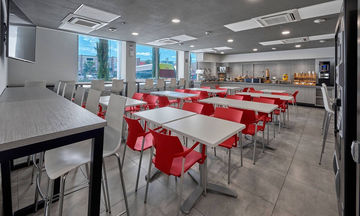 Cuautlancingo Hotel | City Express Junior by Marriott Puebla Finsa