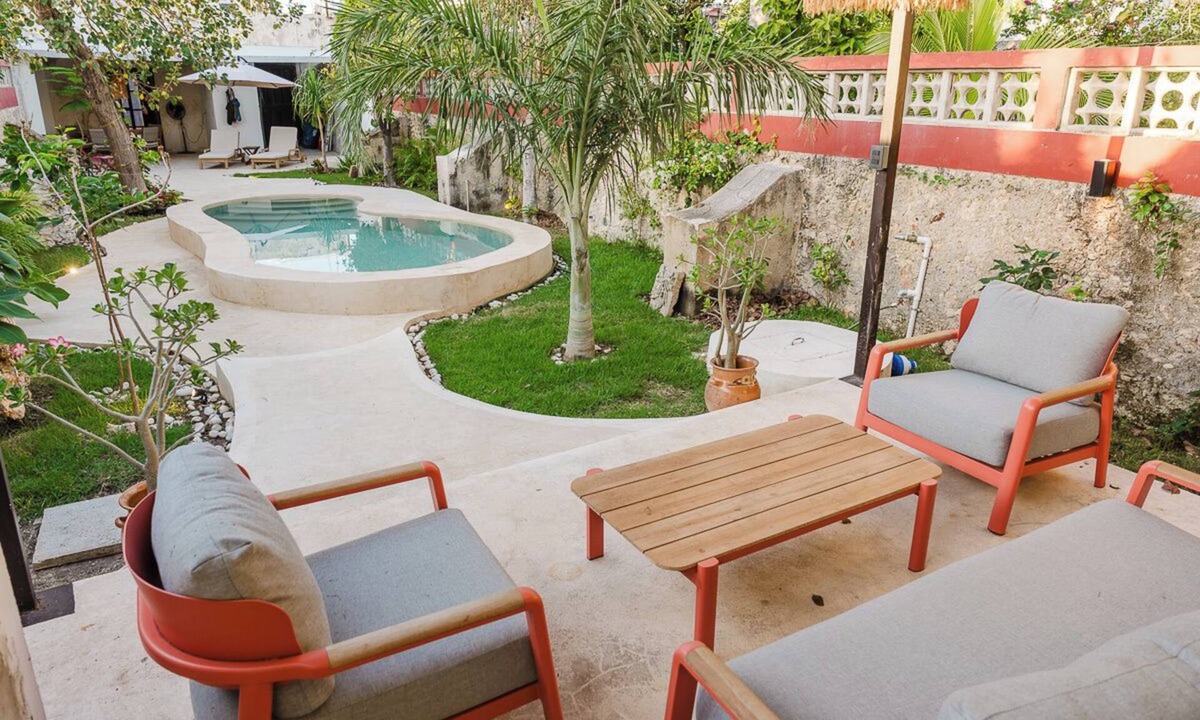 Zona Centro House | Comfortable 3-bedroom house with AC, WiFi and pool in Campeche's historic center