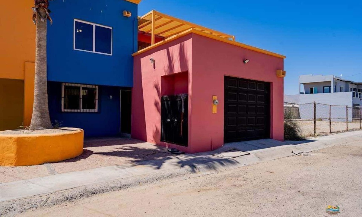 Verdugo House | Condo KC-4 i| One minute to beach | Walk to Malecon
