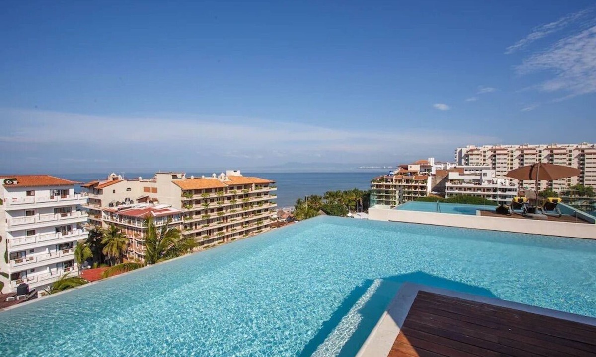 Romantic Zone Hotel | Condominios NRR