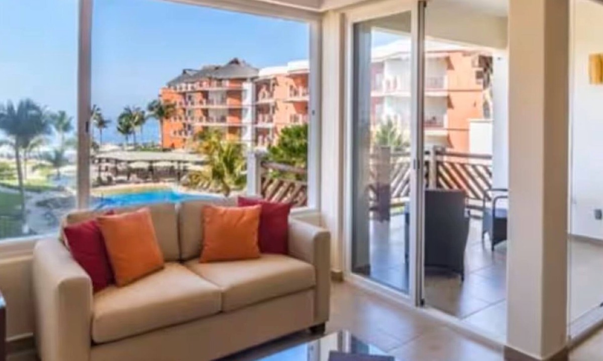 San Pedro Mixtepec Condo | Condominium with a sea view