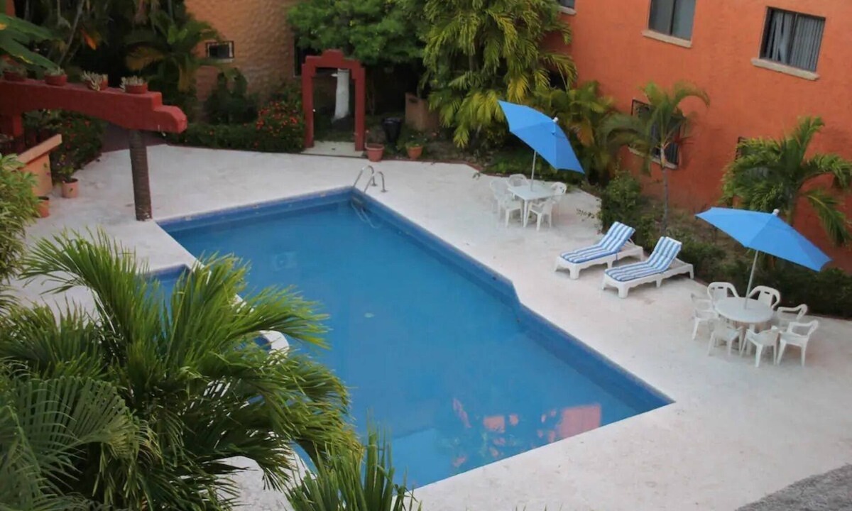 Zona Dorada Hotel | Condos Marina