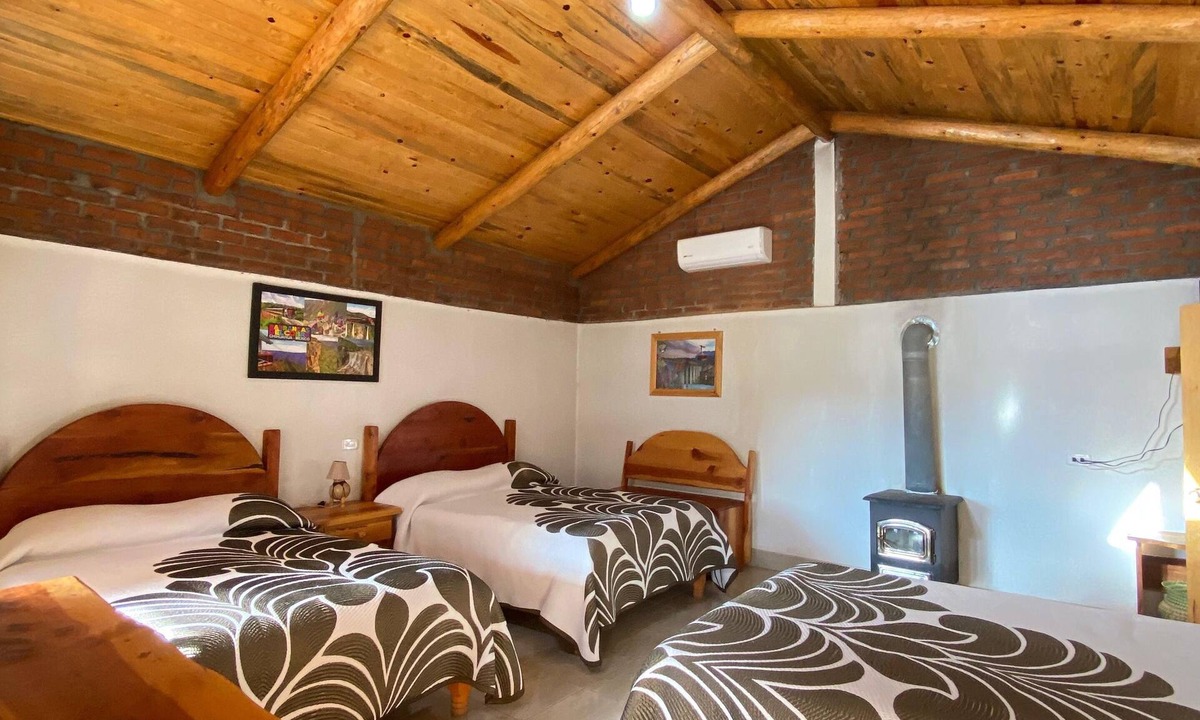 Areponapuchi Hotel | Copper canyon trail head inn