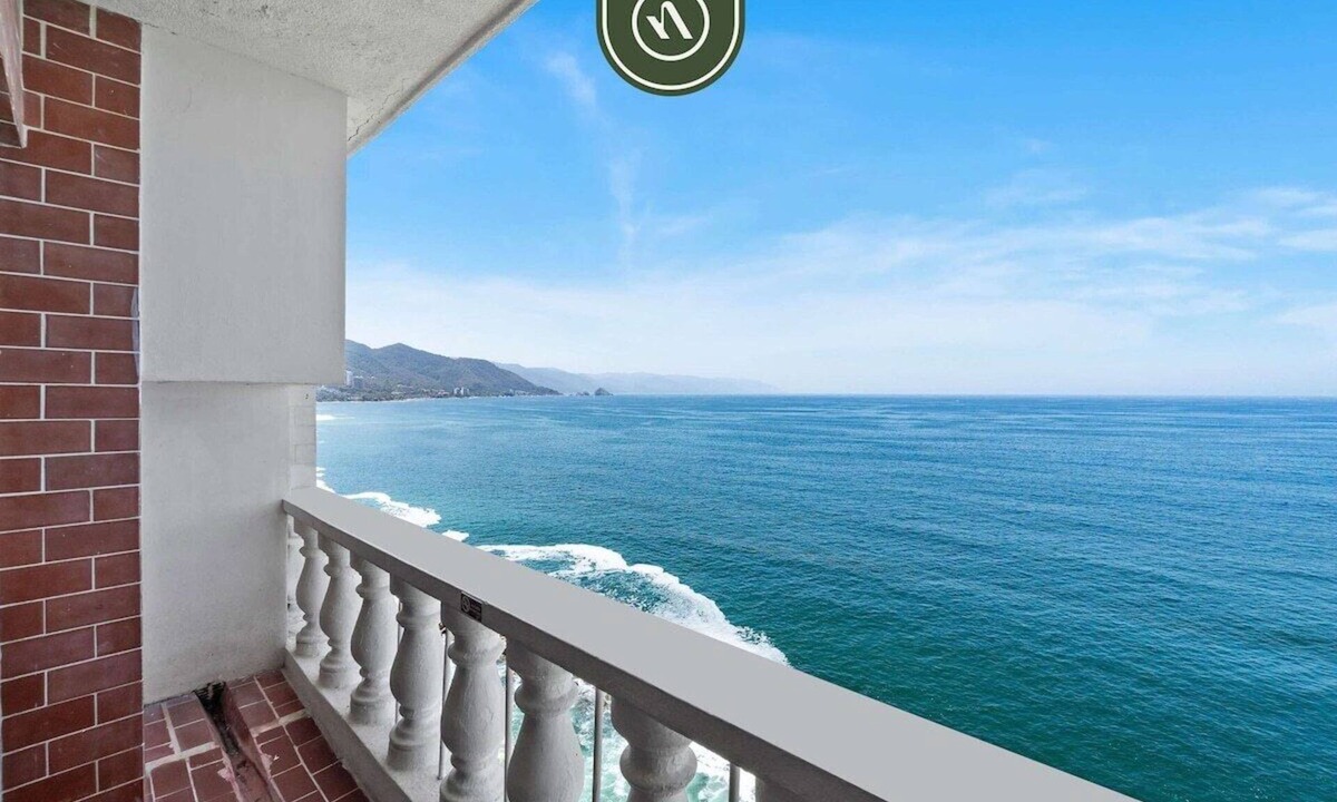 Los Ramblases Apartment | Costa Sur Estudio 7 | 1BR/1BA Puerto Vallarta Beachfront w/Pool