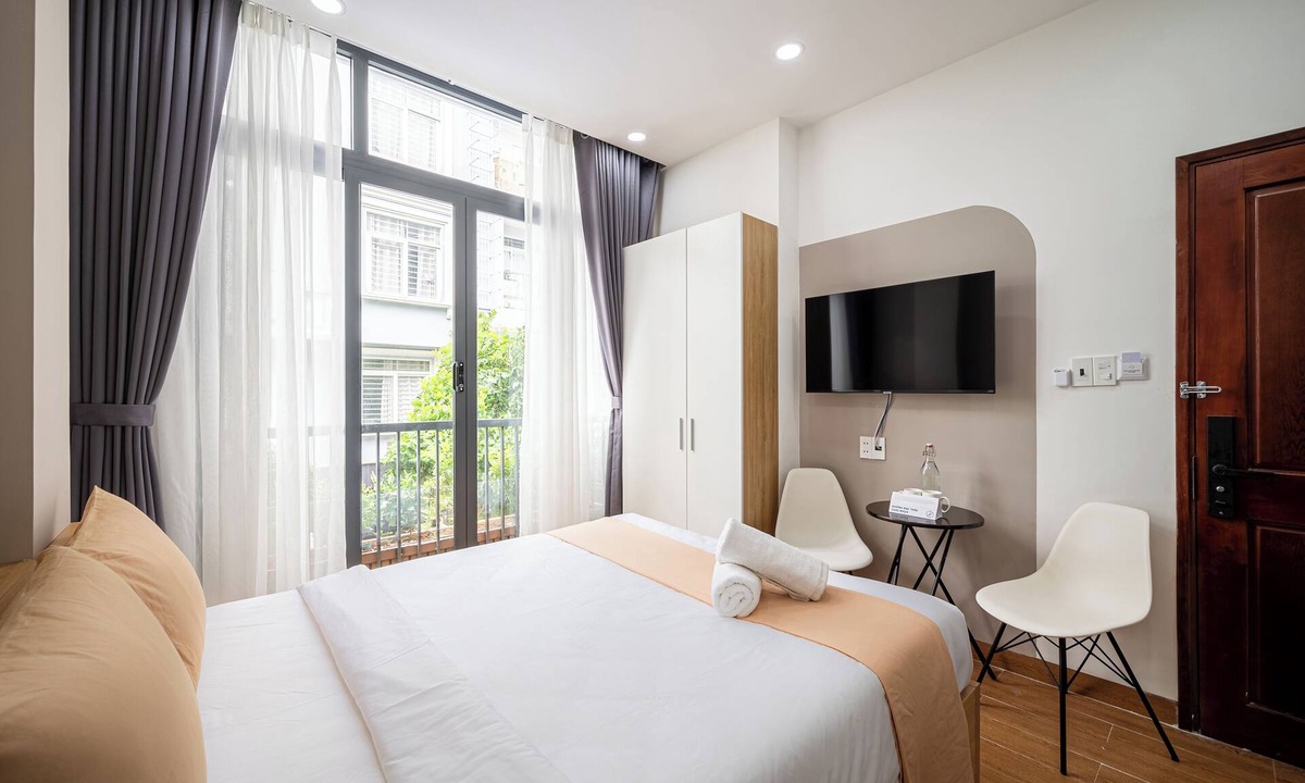 Hang Xanh Apartment | Cozrum Homes - Spring Residence