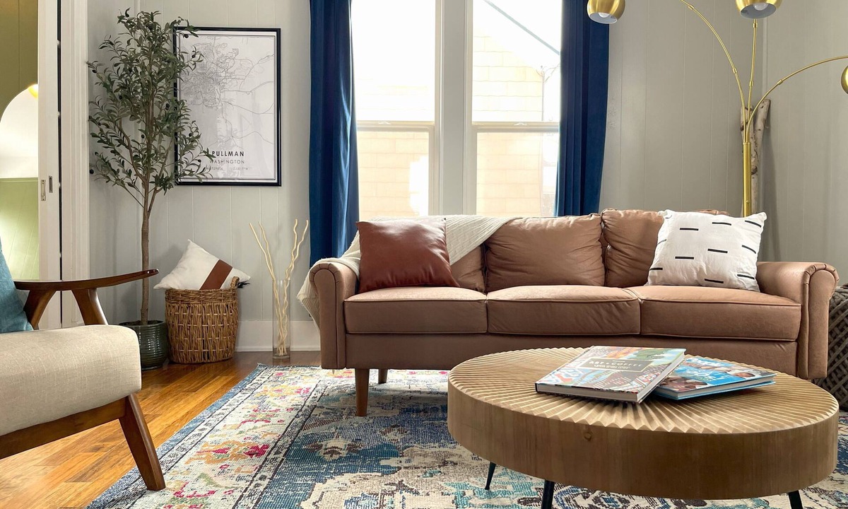 Pullman House | Cozy Modern Home Near WSU, Pet-Friendly, Fast Wi-Fi & Fire Pit