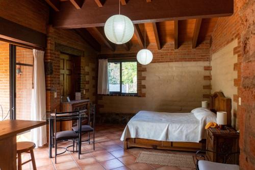 San Pedro House | Cozy Nature Escape in Tepoztlán