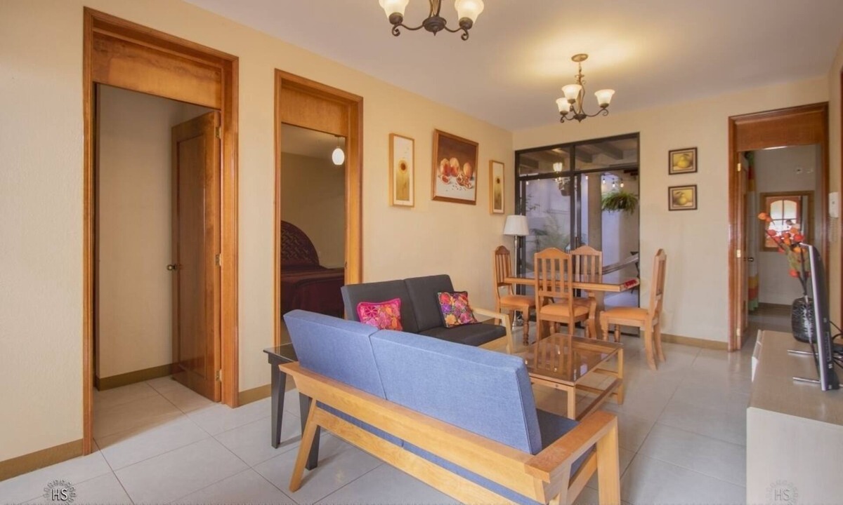 Centro Apartment | Cozy neighborhood Apartment 10 minutes walking from Downtown