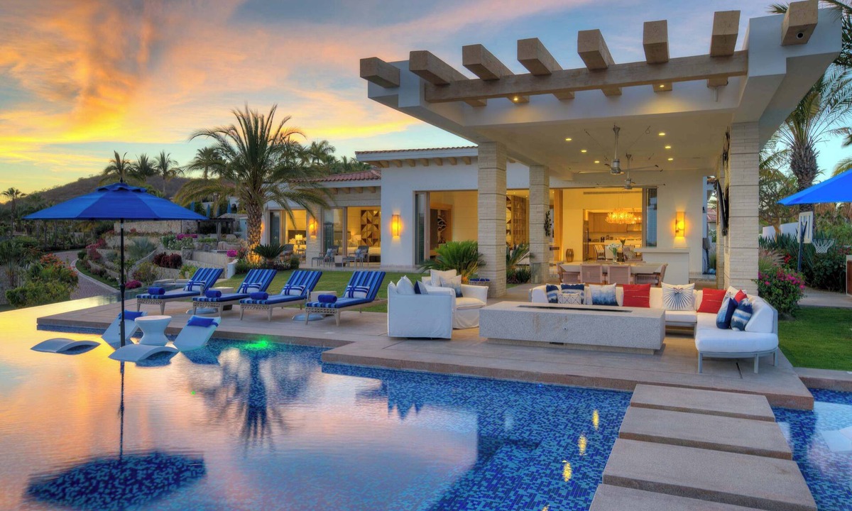 San Jose del Cabo Villa | Cuvée-Designed Palmilla Villa with Two Pools and Beach