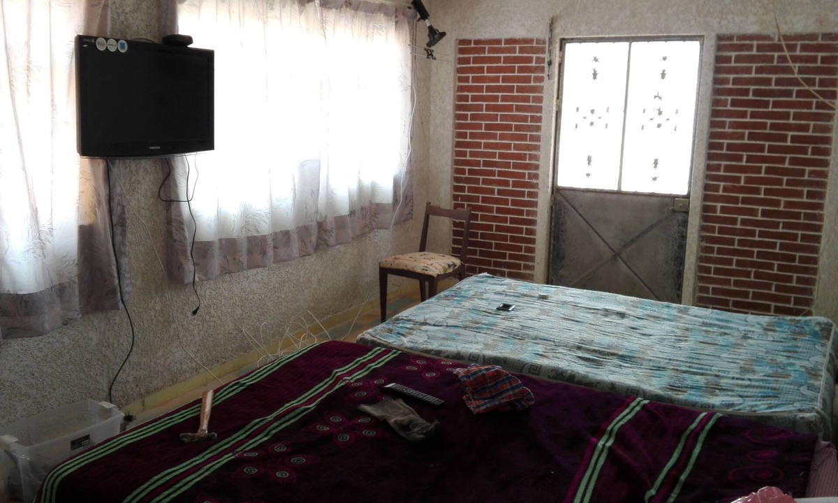 Barrio de Santa Ana House | CynCas