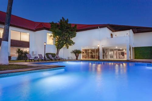 Piedras Negras Hotel | Days Inn by Wyndham Piedras Negras