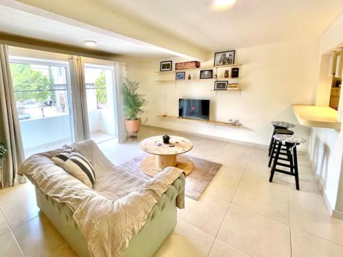 Acambaro Apartment | Depa Alba Luz y Encanto en el Jardín
