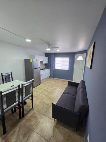 Monterrey Apartment | Departamento a 1 cuadra de Gonzalitos cercano a hospitales