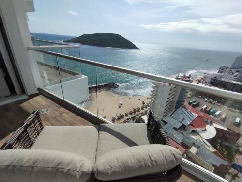 Zona Dorada Apartment | Departamento a pie de Playa, en Zona DORADA, Mazatlan