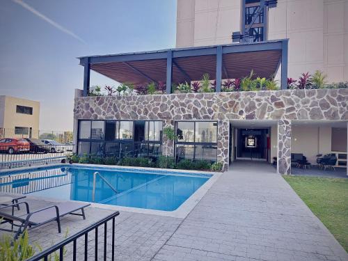Tlaquepaque Apartment | Departamento Completo con Terraza, Alberca y Gimnasio