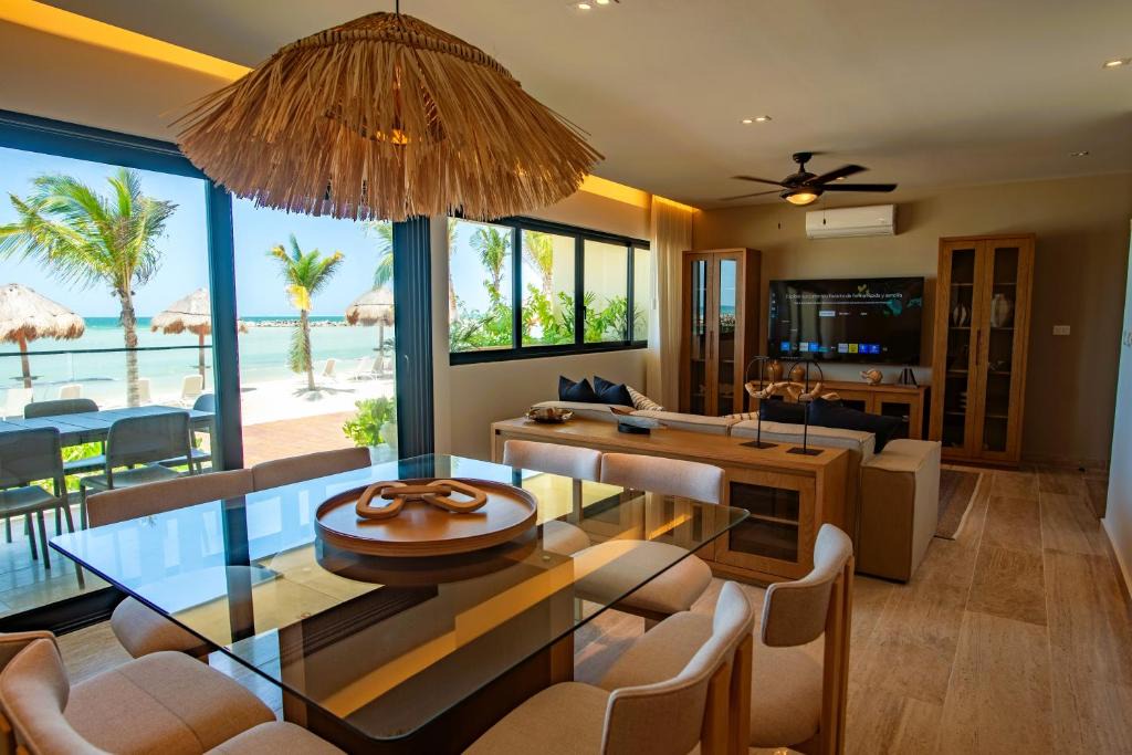 Yucatan Peninsula Apartment | Designer decorated villa for 9 Yucalpeten Marina Beach