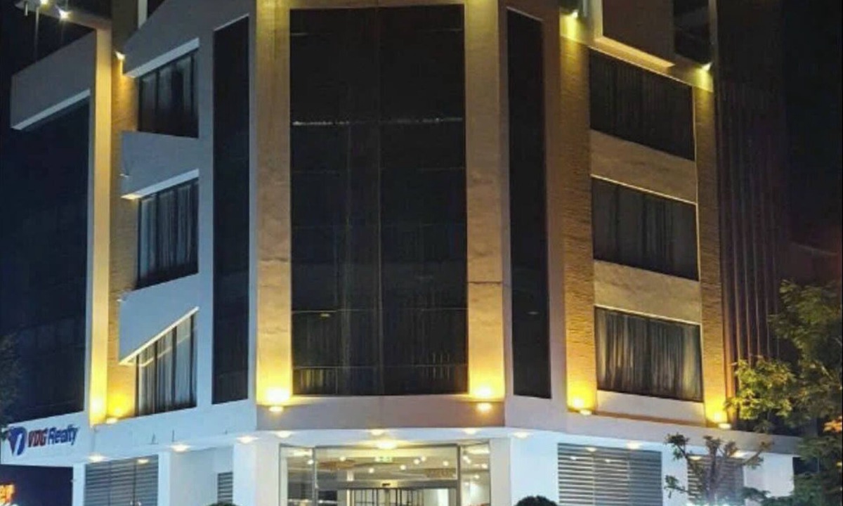 Van Don Hotel | Diamond Hotel Van Don - BAY LUXURY