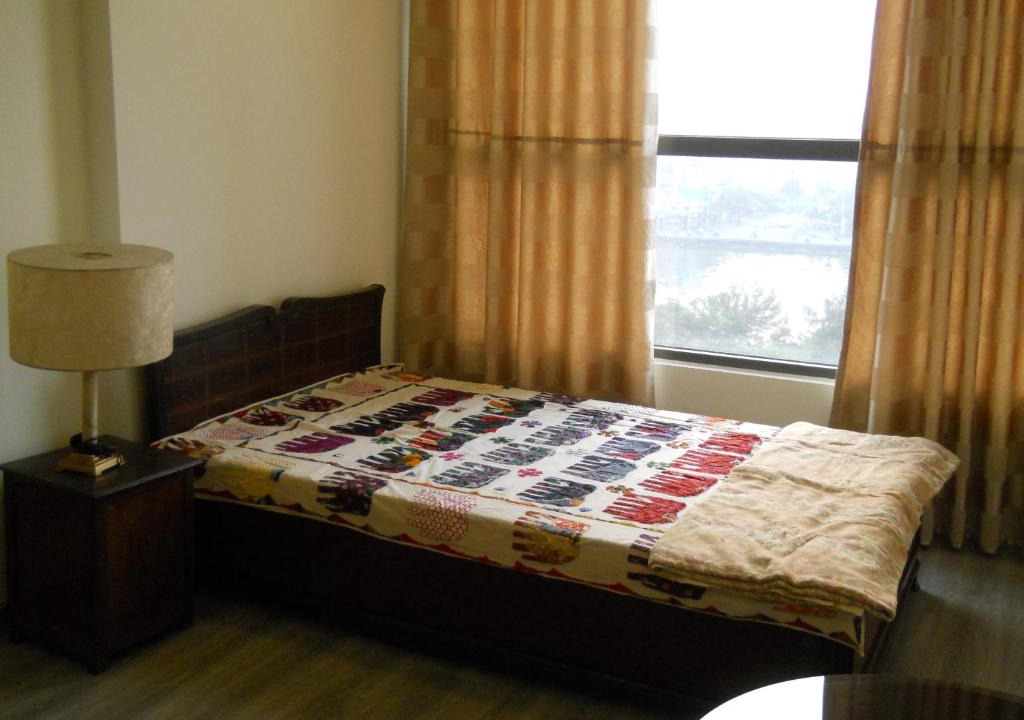 District 4 House | DON'S bedroom for only 1 male guest
