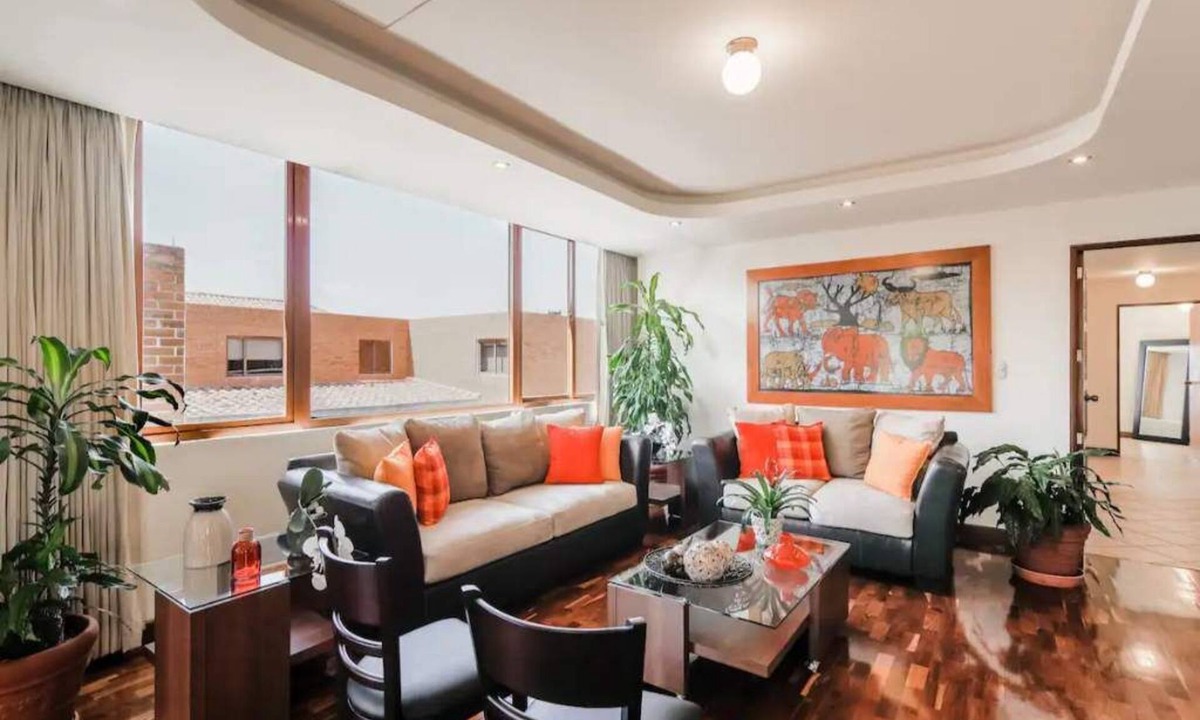 Zona 5 Apartment | DP1, Spacious & bright flat 4 mins to Cayalá