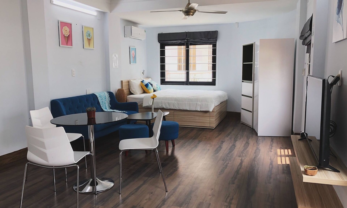 Hai Chau Apartment | /EGGHOME Vietnamese house in tranquil neighborhood