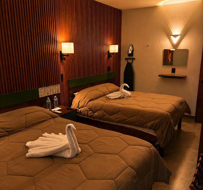 Historic Centre Hotel | El Suburbio - Aldama