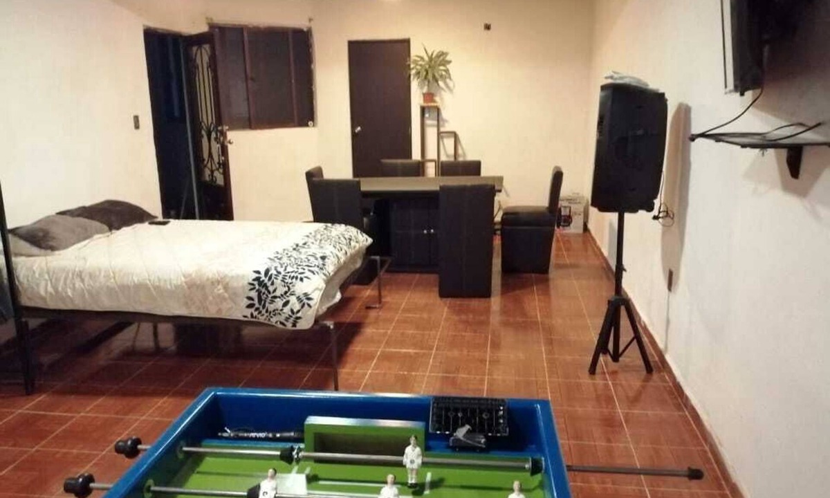 Teotihuacan Apartment | El Teotihuacano is 1.5 km away. From the archaeological zone