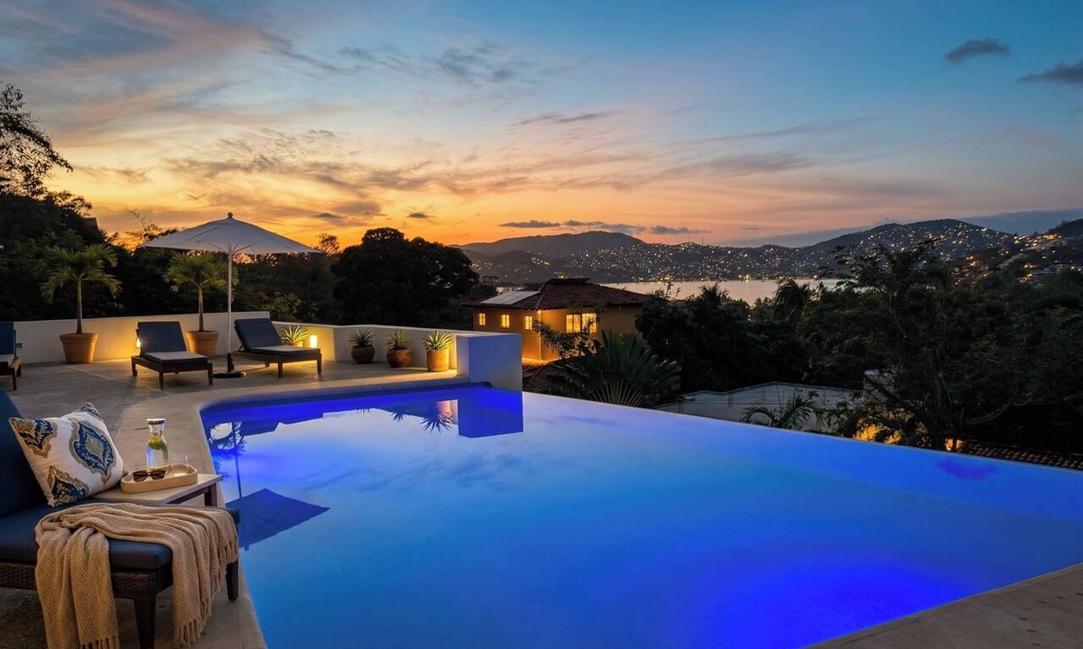 Zihuatanejo Apartment | El Tular 002 at El Tular | Pool + Prime Location