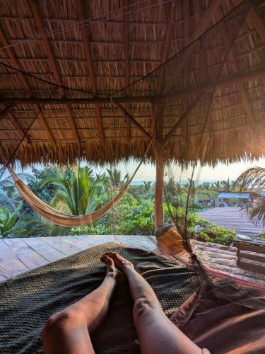 Santa Maria Tonameca Hostel | ElSueño Ocean view dorm & community vibe