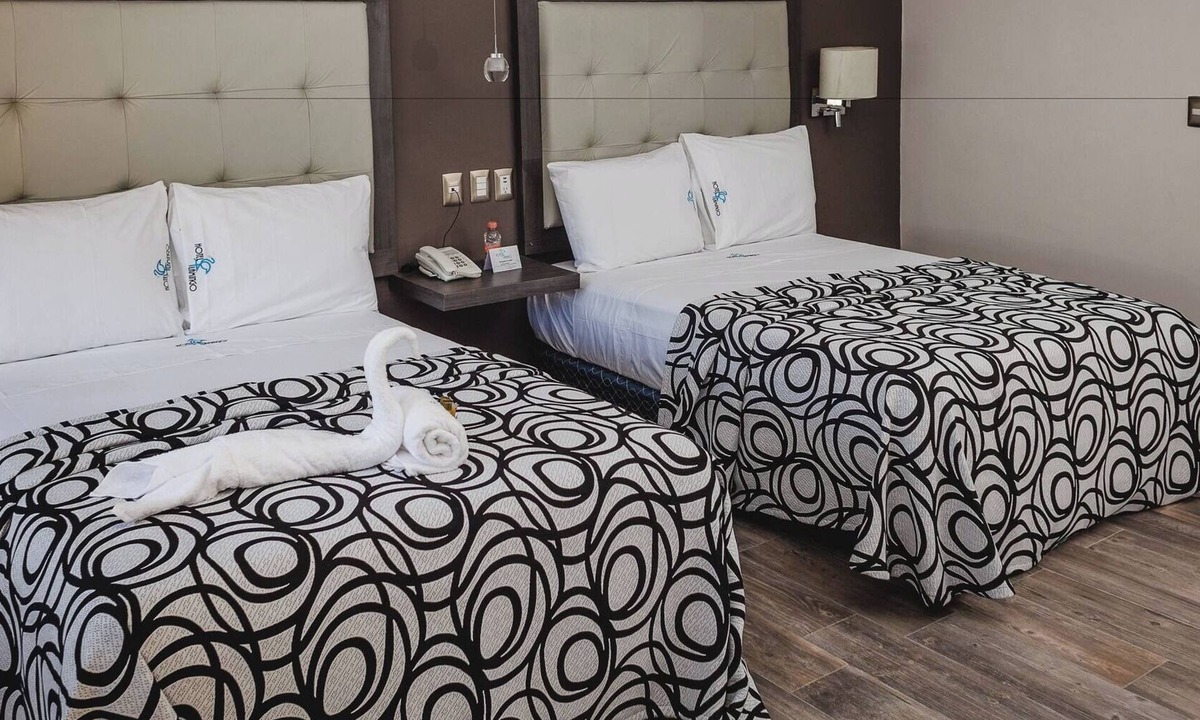 Centro Hotel | Enjoy Four Spacious Lavish Rooms Perfect for Families or Friends in Merida