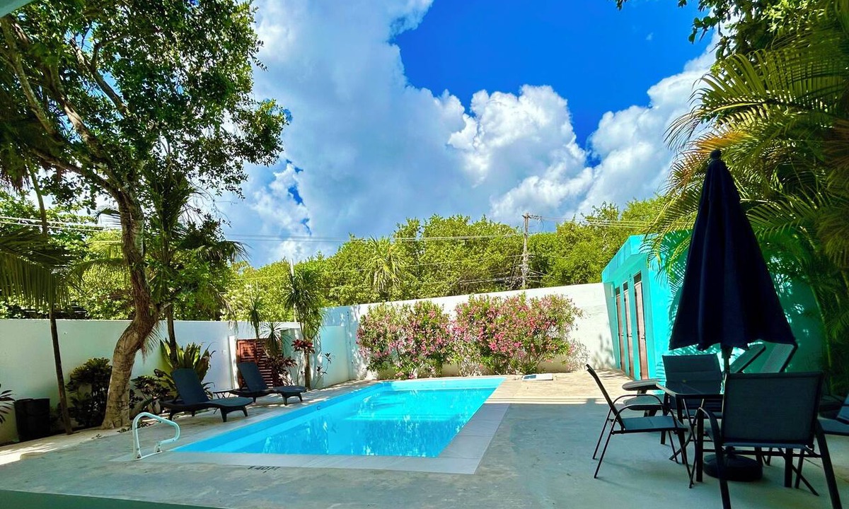 Puerto Morelos House | Entire Aqua Guesthouse ~ Pool ~ 8 Private Apartments