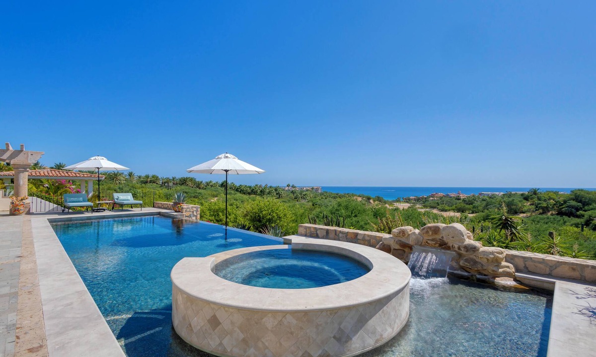 Cabo San Lucas Villa | Escape to Paradise in Cabo San Lucas!