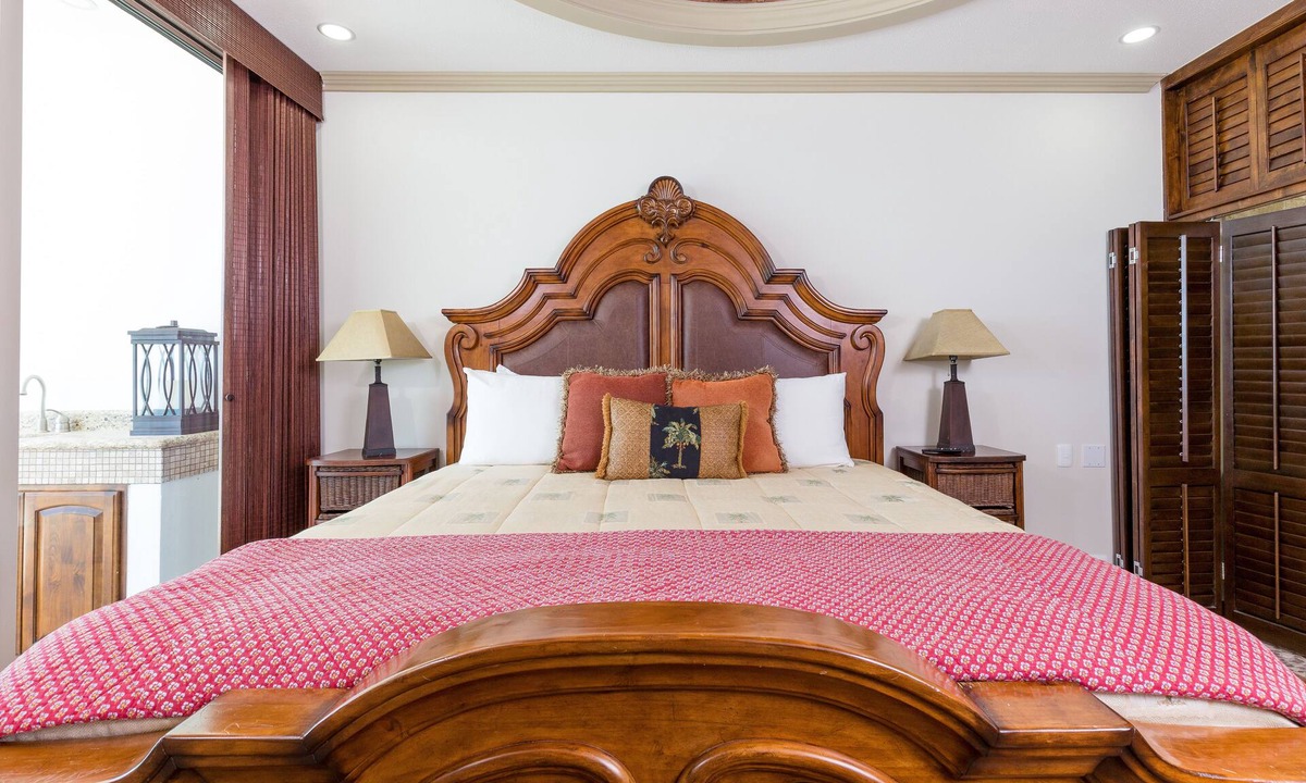 Sandy Beach Condo | Esmeralda Beach Resort 2 Bedrooms Condo B 502