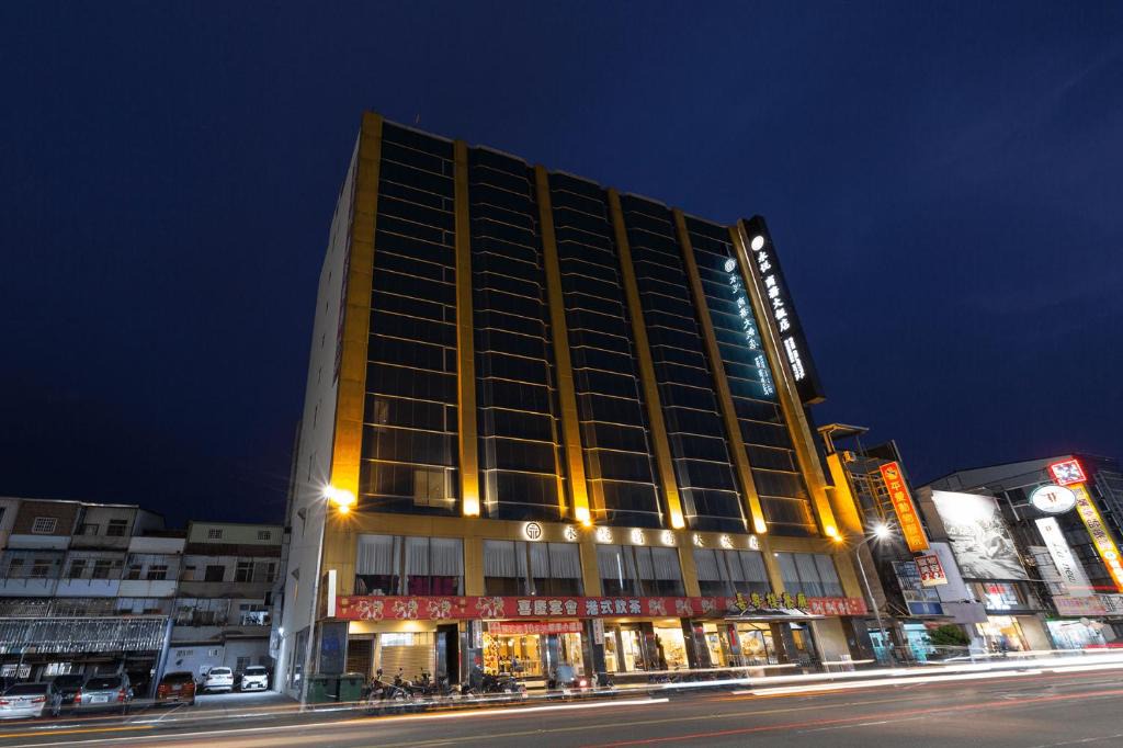Business Hotel | West District