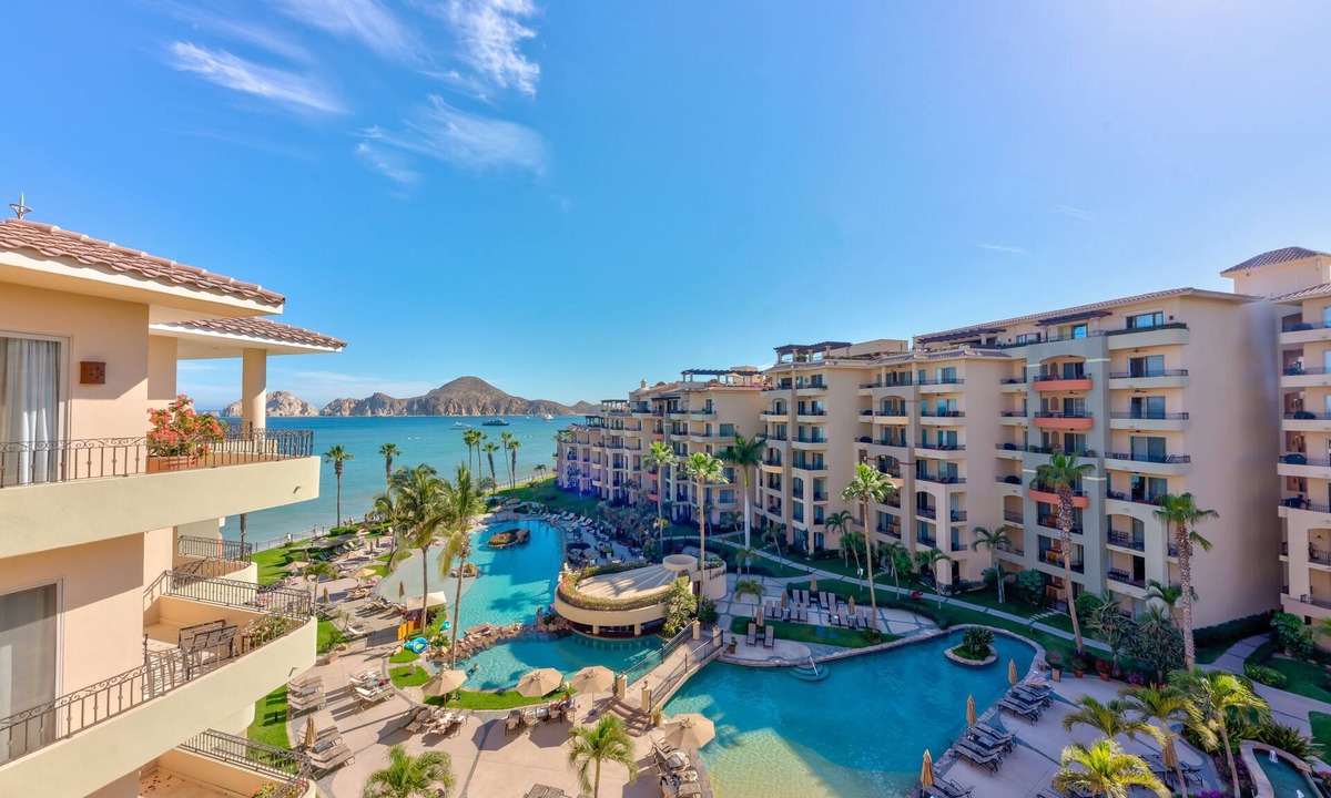 El Medano Ejidal Villa | Experience Cabo Luxury: Book Your Escape - Villa La Estancia 1604