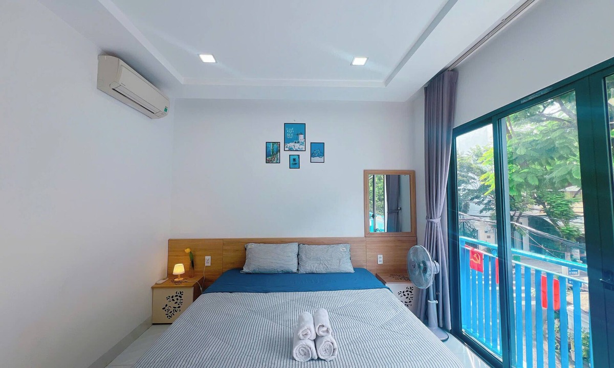 Ngu Hanh Son Apartment | Family-friendly - 2 BR - Full Kitchen