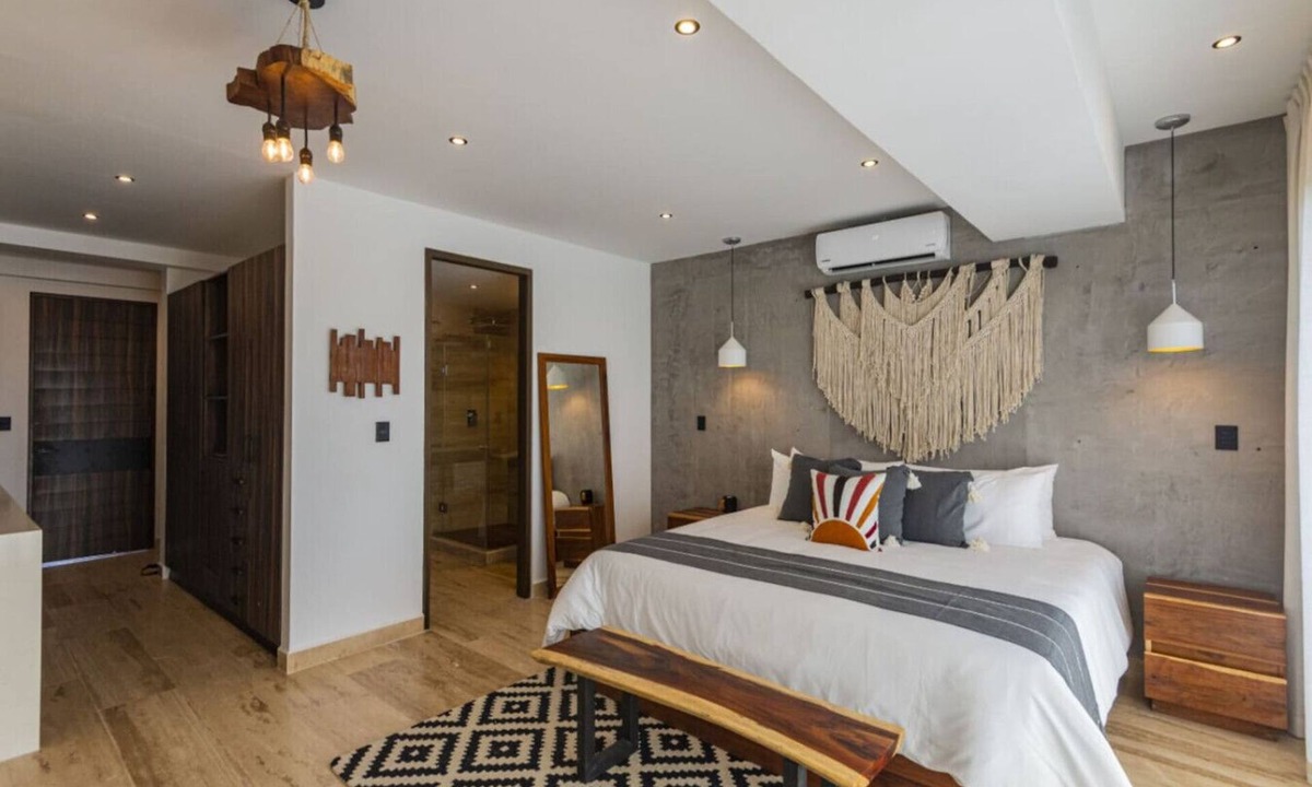 Zama Apartment | Fantastic King Studio with Rooftop Olympic Pool, New Gym & Premium Amenities