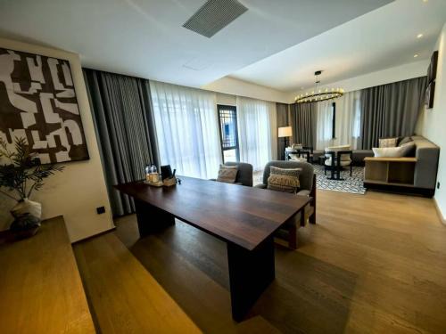 Changbai Mountain North Slope House | Floral Lux Hotel Changbai Mountain Deep Forest Homestay