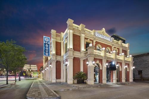Datong City Center Hotel | Floral Lux Hotel No7 Mansion Lodge