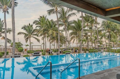 South Hotel Zone Resort | Friendly Fun Vallarta Different Experiences - All Inclusive