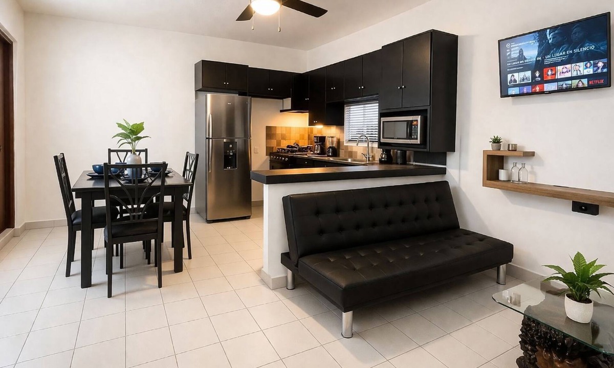 Centro Apartment | Full property for 7/2 Units/Local & Downtown