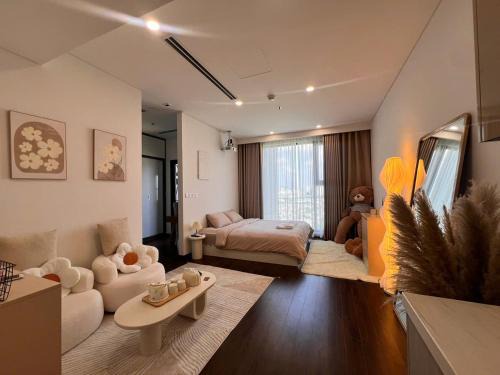 Tu Liem Apartment | Gia An Homestay