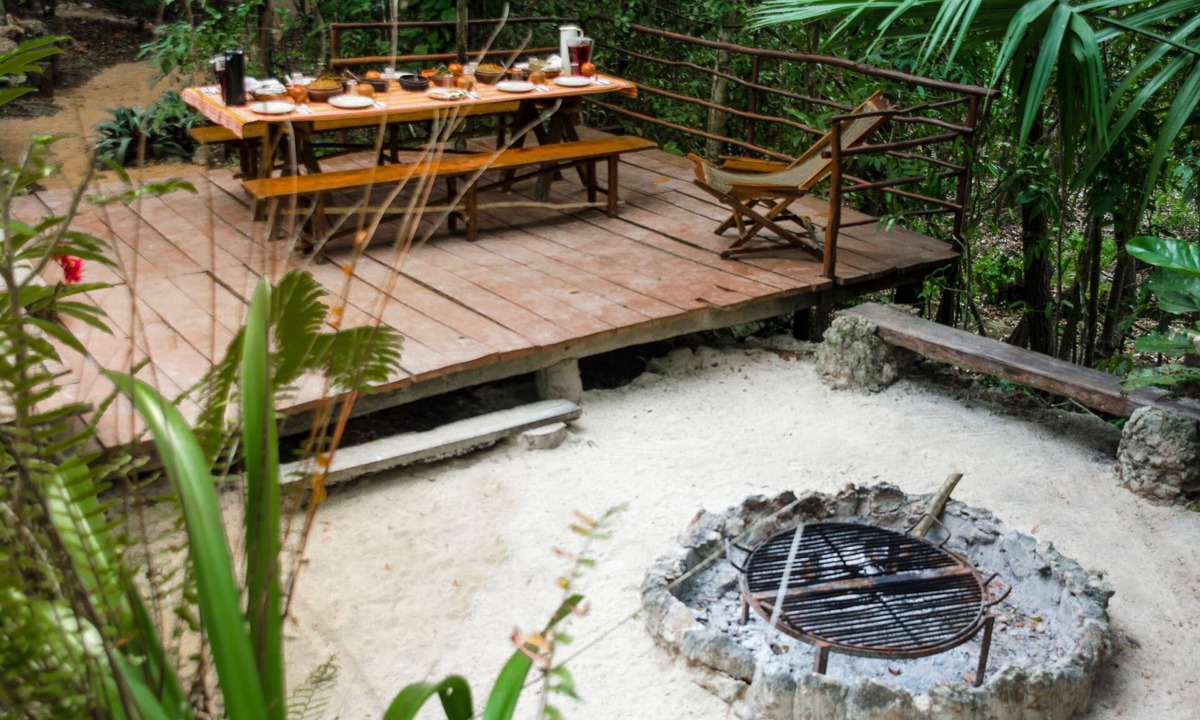 Leona Vicario Cabin | Glamping Mama Loo MM