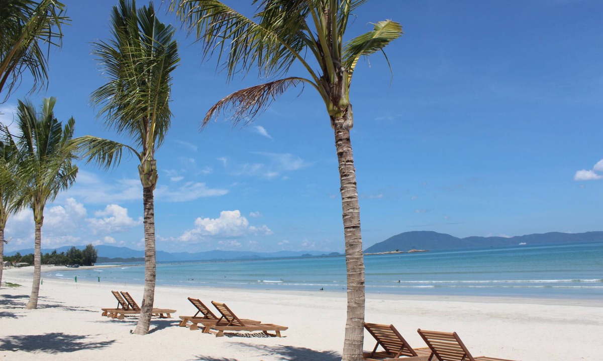 Ninh Hoa Resort | GM Doc Let Beach Resort & Spa