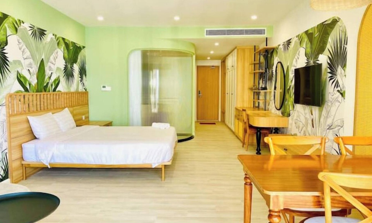 Tran Phu Beach Apartment | GOLD COAST Studio View 4