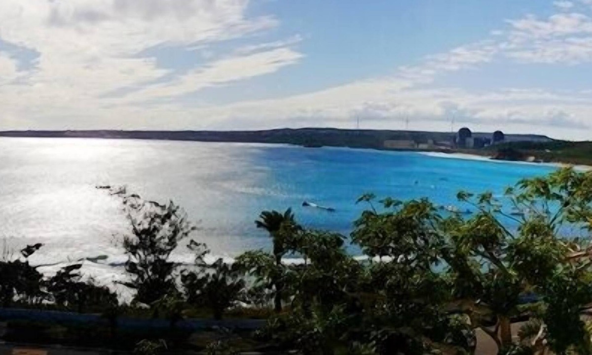 South Beach Bed & Breakfast | Golden Coast 36 - Sea View B&B