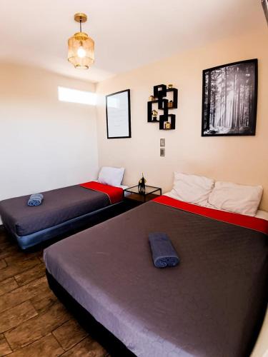 Durango House | Golden Vintage Room , Paseo Durango