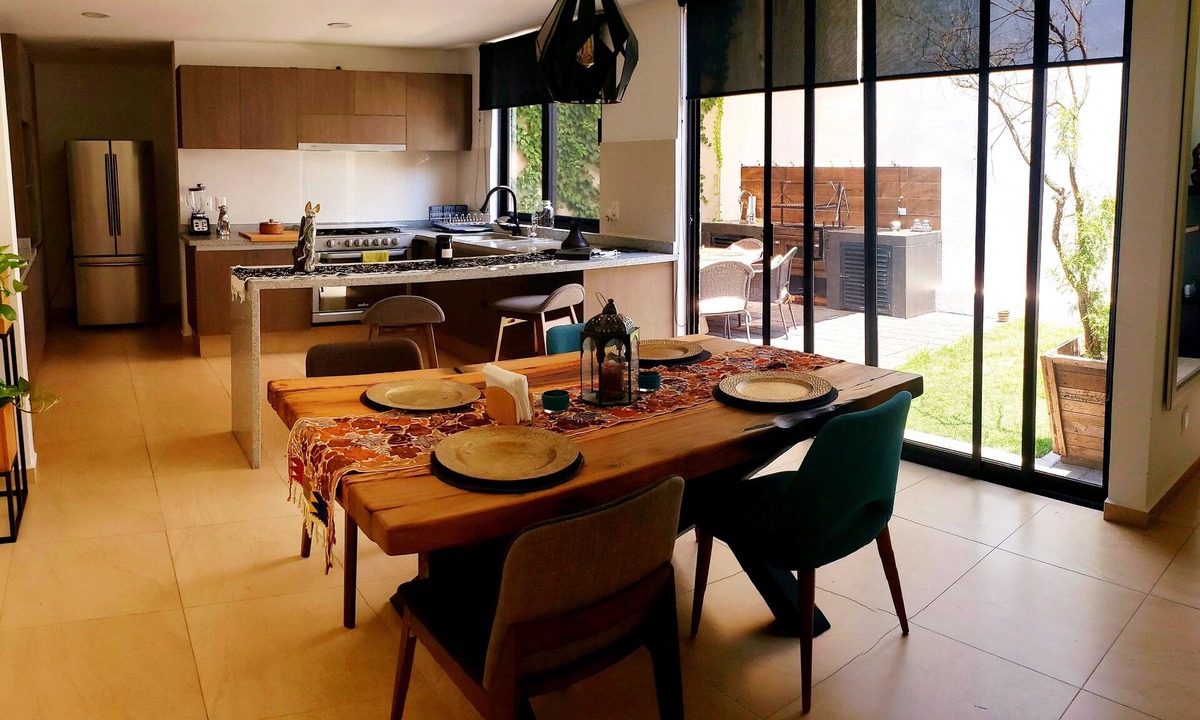 Queretaro House | Golf & Grill House in ZIBATA